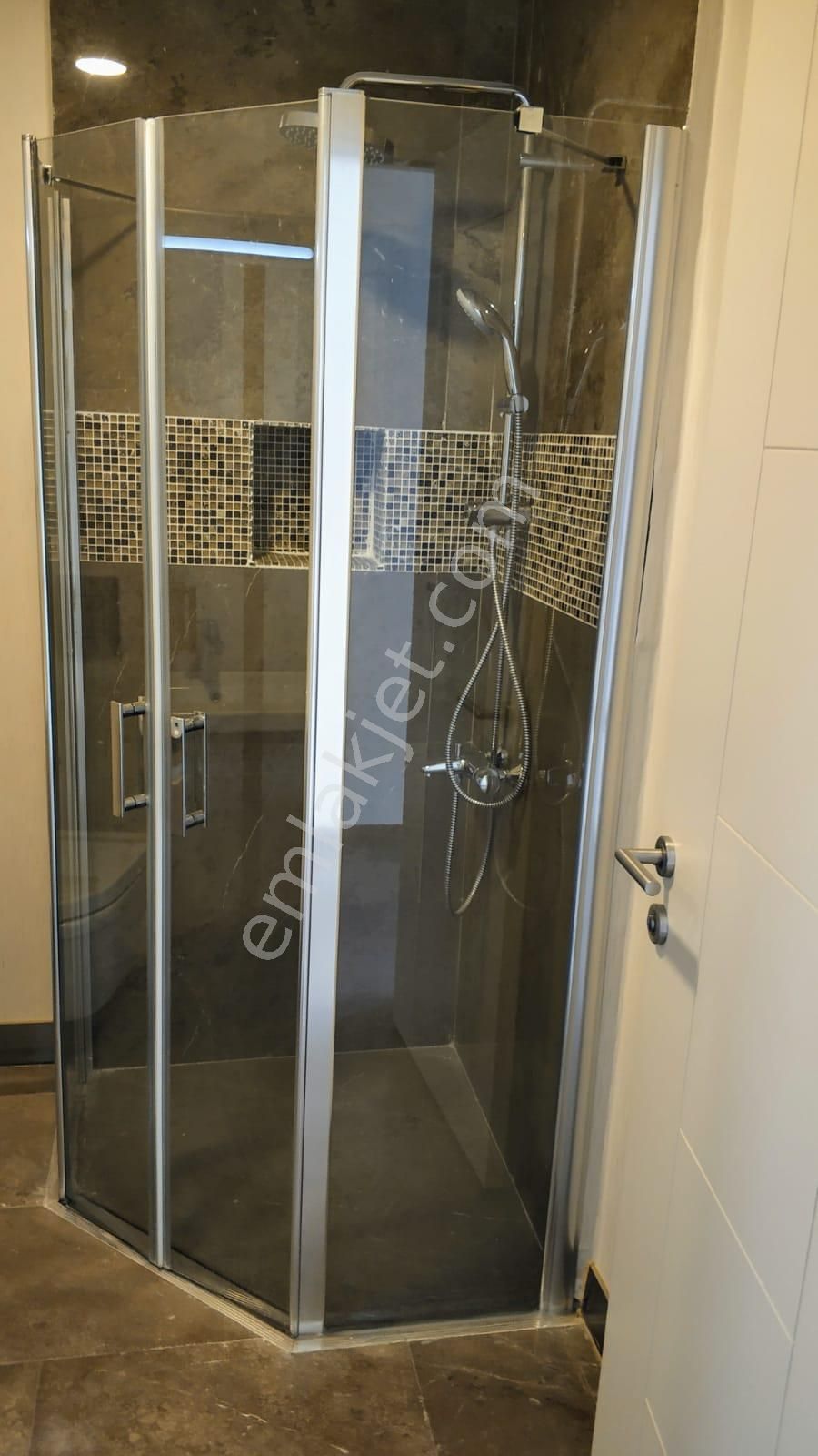 https://imaj.emlakjet.com//listing/11184793/05843C9B8054FF51C3C77CF53307885511184793.jpeg