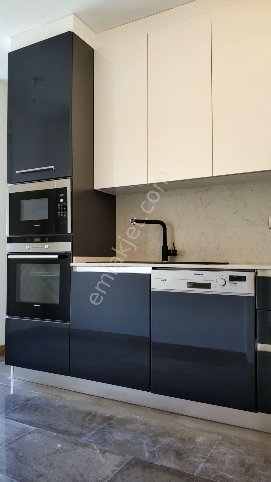 https://imaj.emlakjet.com//listing/11184793/615F58A4072D525B89081FC1B6B6382A11184793.jpg