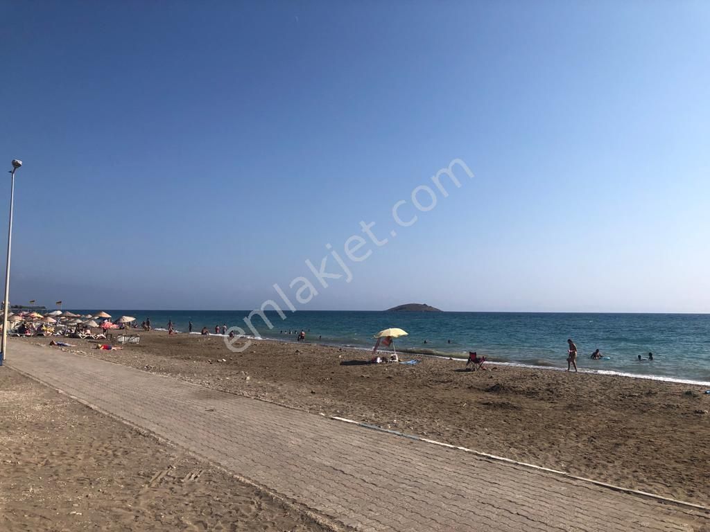 https://imaj.emlakjet.com//listing/11758096/853B031A43495200D111D6F5239398A311758096.jpg
