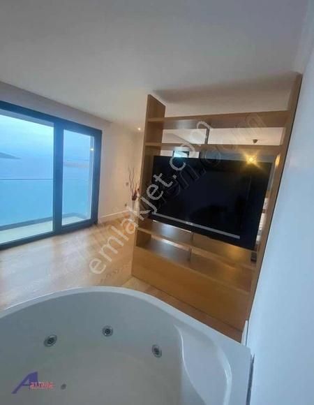 https://imaj.emlakjet.com//listing/12267959/3BE9BA8E7E2F16EA1FA64D83C5B6110812267959.jpg