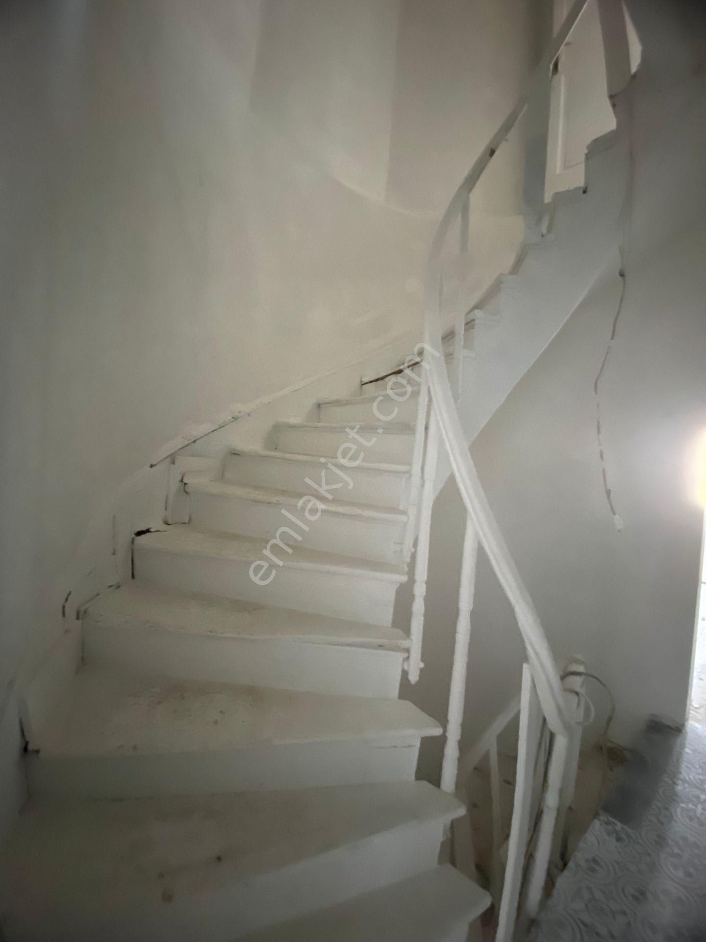 https://imaj.emlakjet.com//listing/12477439/BCD24AD1C60927175EBA7B8377D3D54912477439.jpeg