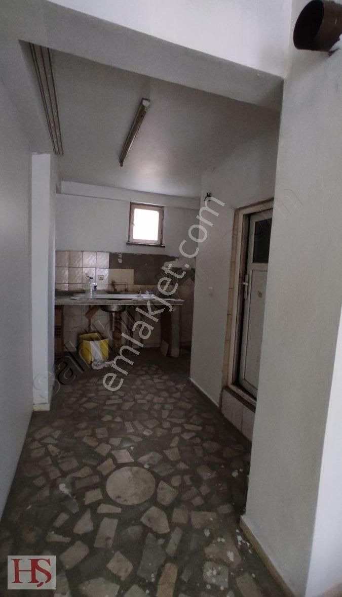 https://imaj.emlakjet.com//listing/12827108/7B18226B8F54909432C6364B09DDC6D612827108.jpg