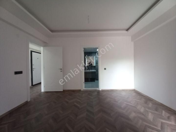 https://imaj.emlakjet.com//listing/12851031/03BF9F15107332E7707FB663A233207C12851031.jpeg
