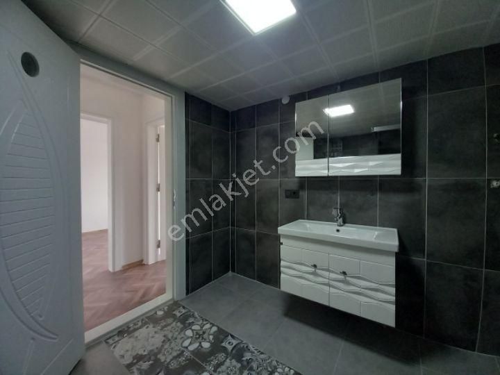 https://imaj.emlakjet.com//listing/12851031/910C48A11E8C5E11C7677FCDAD8DBD4812851031.jpeg