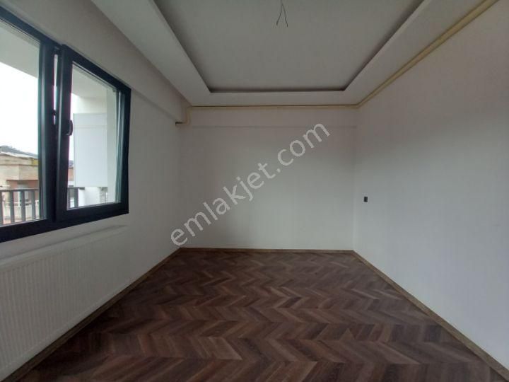 https://imaj.emlakjet.com//listing/12851031/D6FC5103213D6B01C883F0AE0BCB131212851031.jpeg