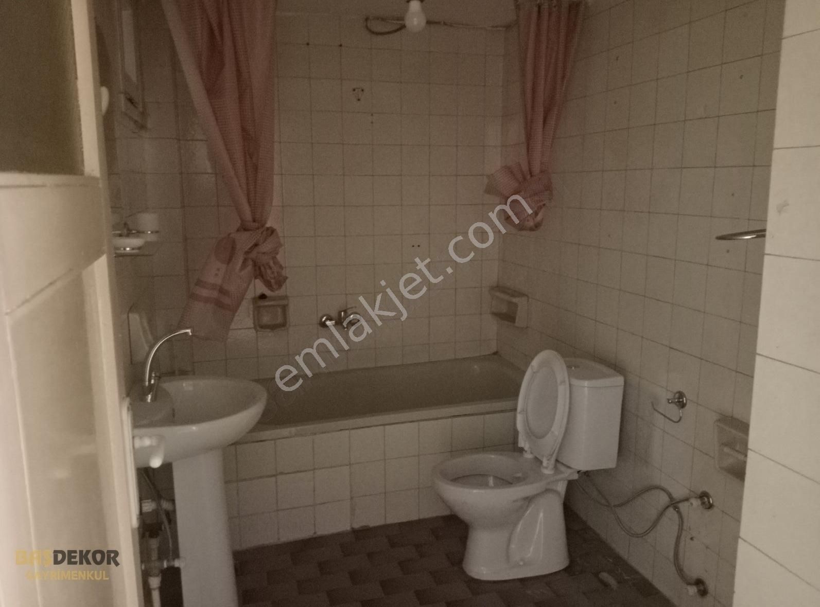 https://imaj.emlakjet.com//listing/12866857/A3B9E3D3DFB771E73277C56EE52996EA12866857.jpg