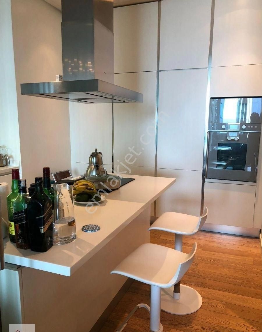 https://imaj.emlakjet.com//listing/12870379/7667BBFE53FAC1477D252E06E14ACA9D12870379.jpg