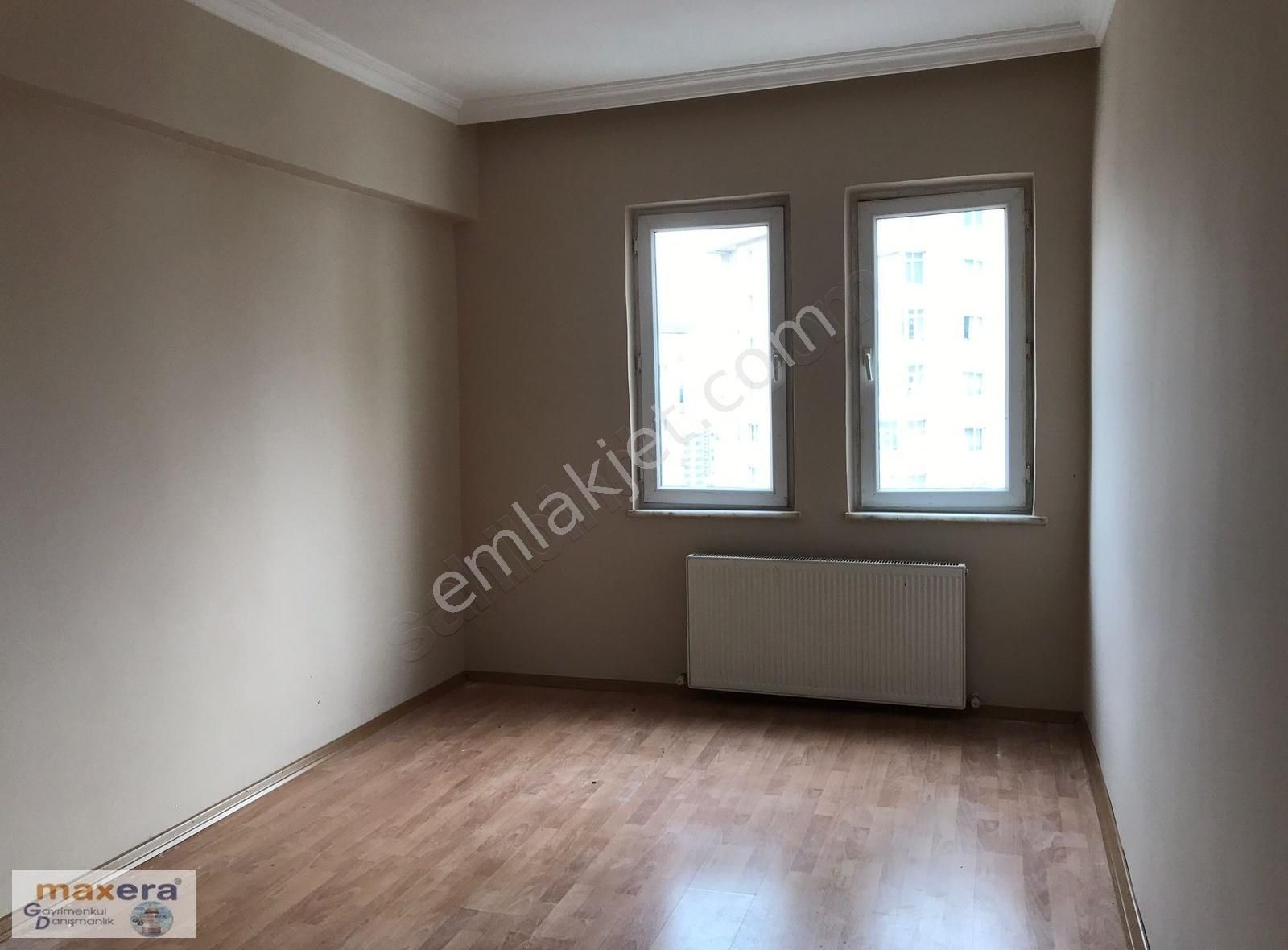 https://imaj.emlakjet.com//listing/12870461/45544AA224BA0922B0B111ABFACAF99F12870461.jpg