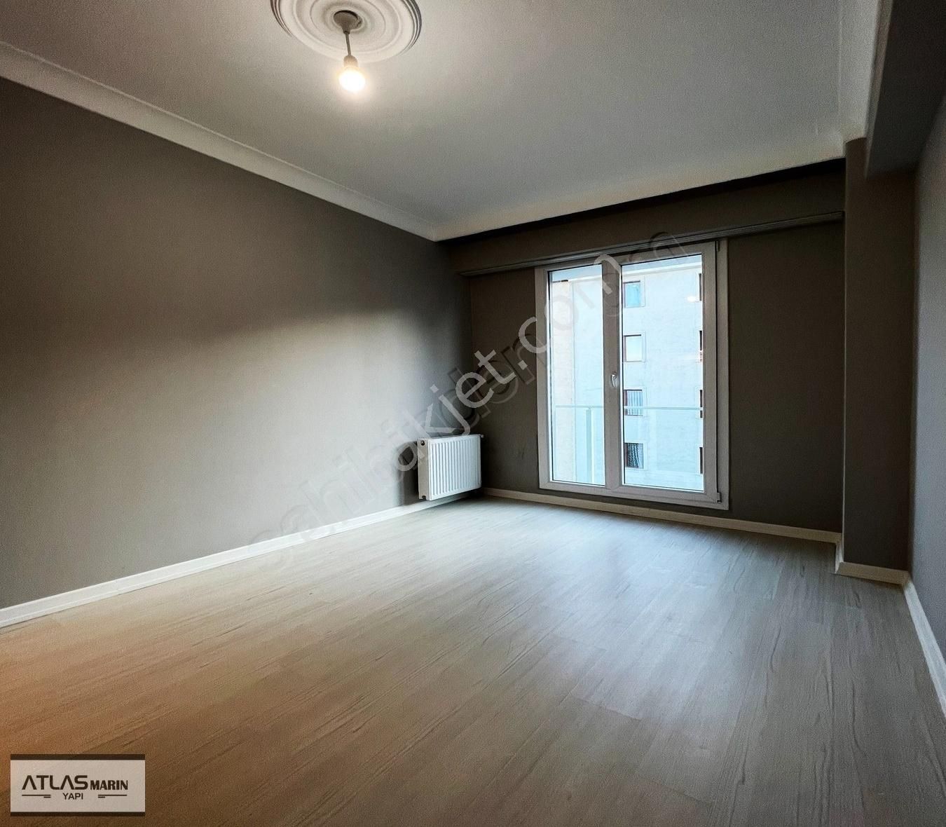 https://imaj.emlakjet.com//listing/12879908/82C08B3ECB97F52F17DB32335F7E0AAD11194513.jpg