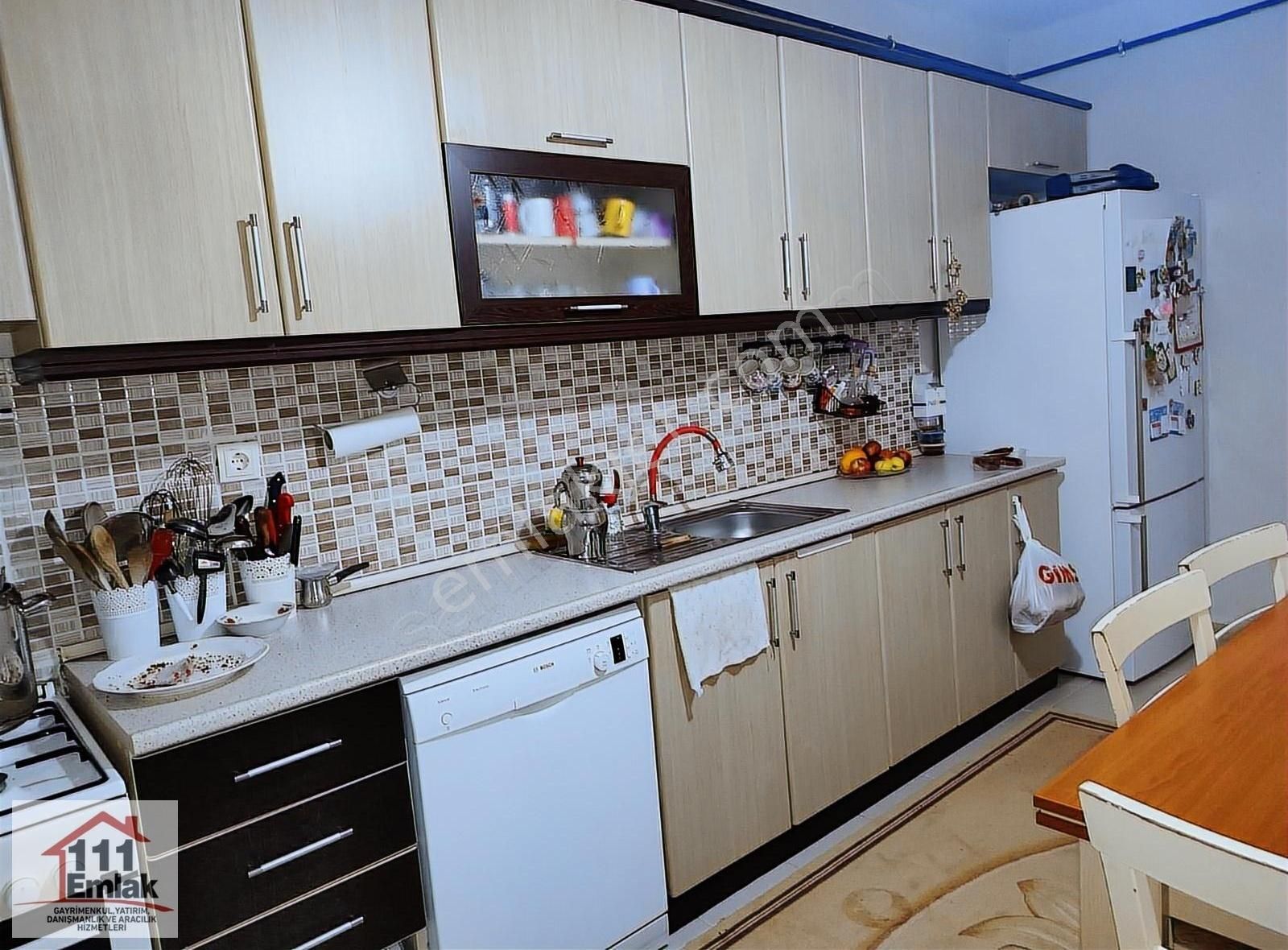 https://imaj.emlakjet.com//listing/12883415/6D58BC5437EC8B594158D6300E50771312883415.jpg