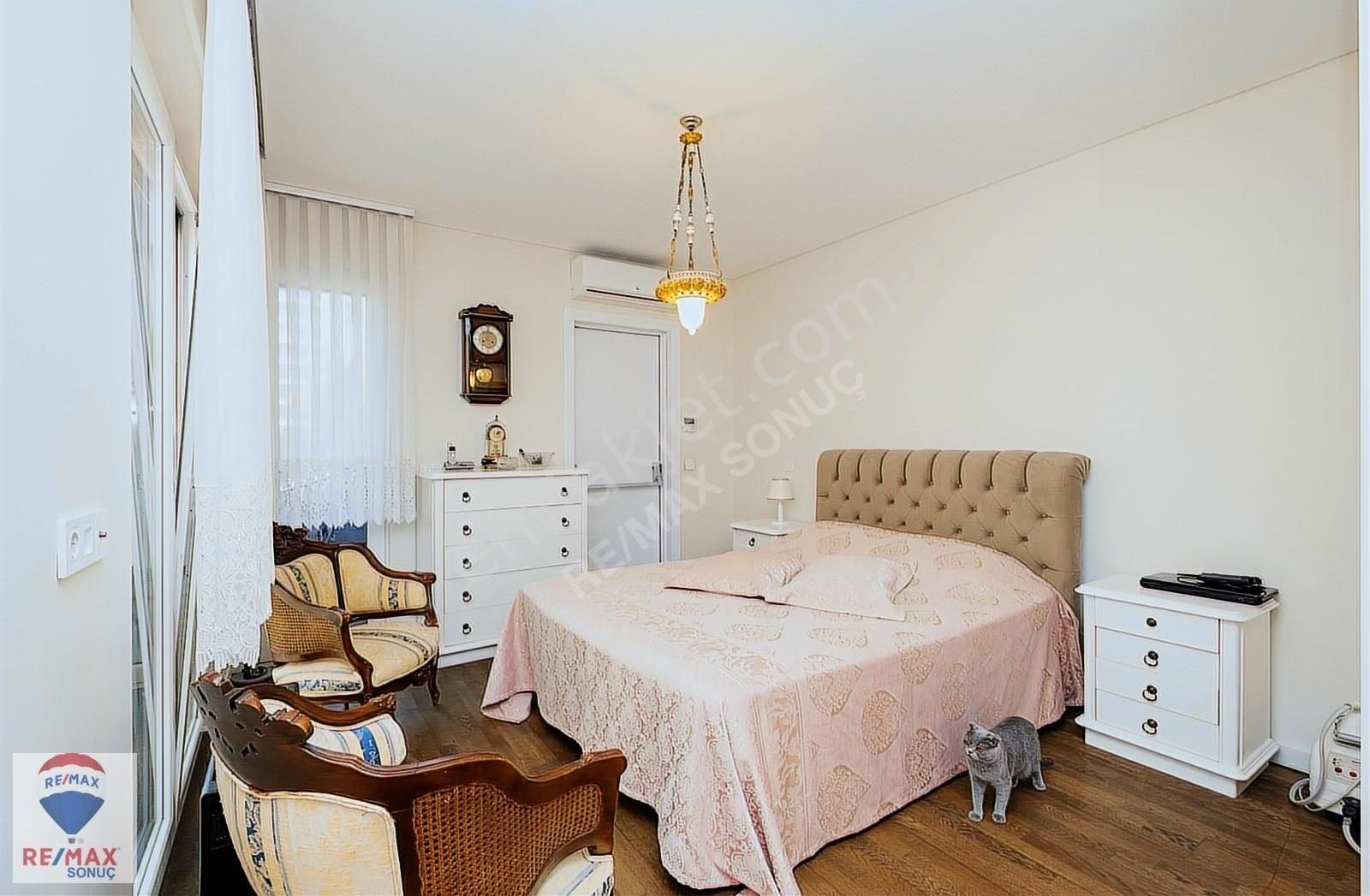 https://imaj.emlakjet.com//listing/12885293/4D9AE9DA92F4854444CFD2A1ABAAA87912885293.jpg