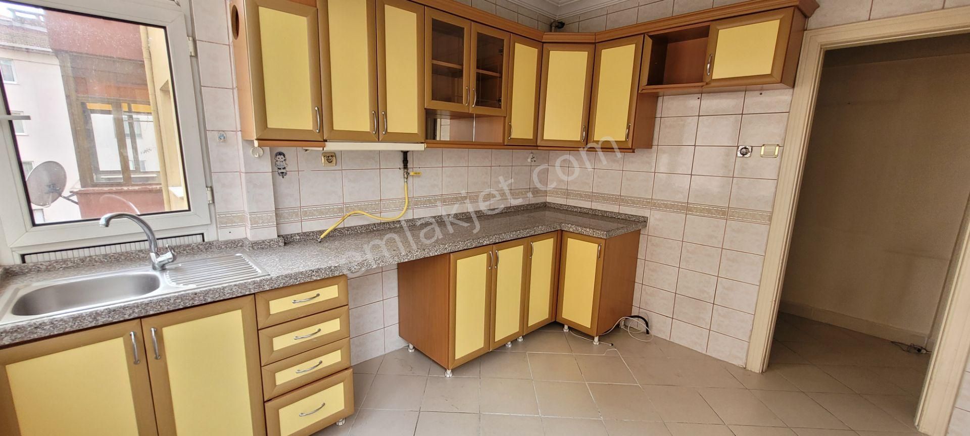 https://imaj.emlakjet.com//listing/12892237/9C3C0DA200C92B4703AE40246D59118412892237.jpg