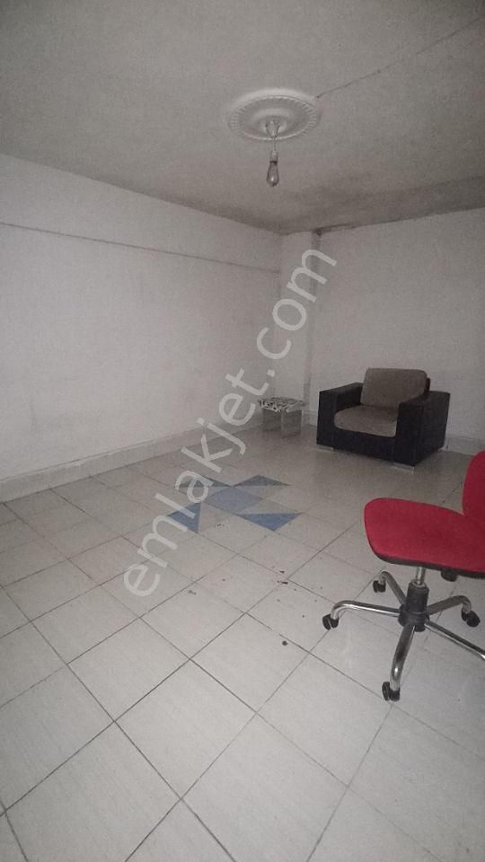 https://imaj.emlakjet.com//listing/12899195/D06199A864ED2433132265D14D213F9A12899195.jpeg