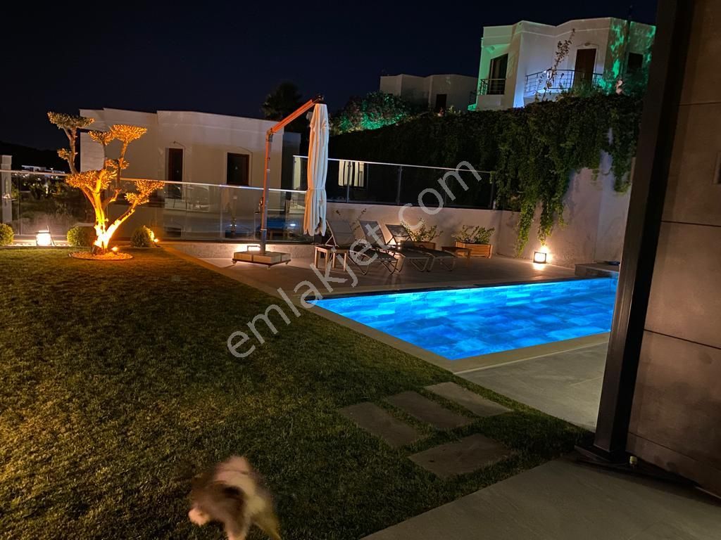https://imaj.emlakjet.com//listing/12900592/36A7AB12DC80647AA54D76DFCCC87F6B12900592.jpg