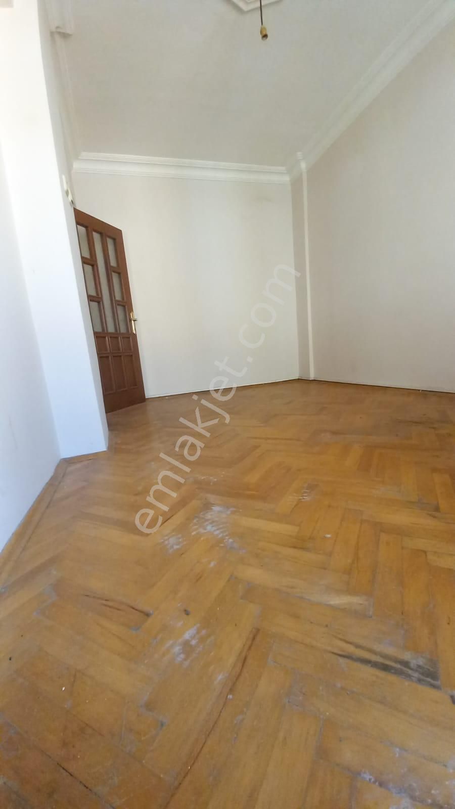 https://imaj.emlakjet.com//listing/12905127/AABB8BDC4F7307FB0D5B8CEC685B65EE12905127.jpeg