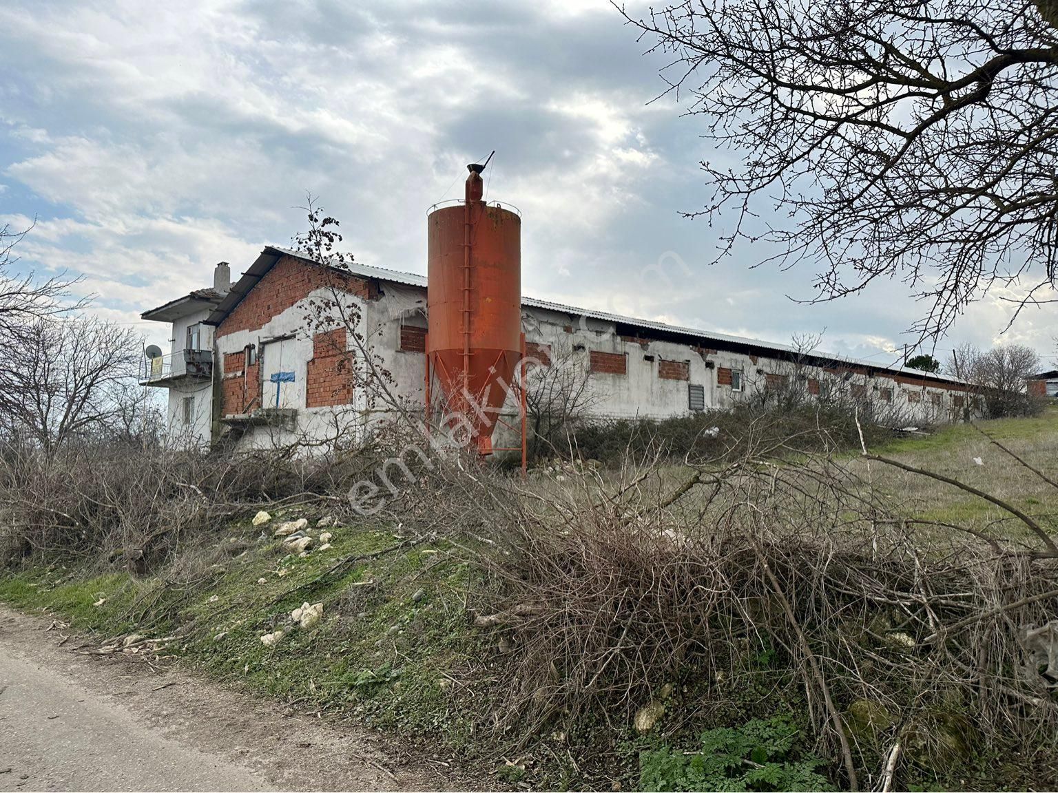 https://imaj.emlakjet.com//listing/12946521/28C2D1212A886719459FFB0131D326CA12946521.jpg