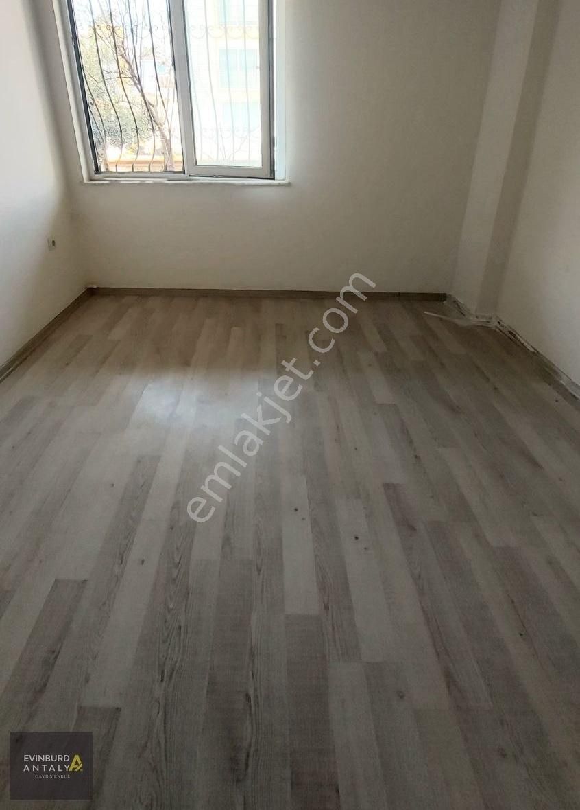 https://imaj.emlakjet.com//listing/12979469/D859D5A255A2E0BDDFD19ABE3286941D12979469.jpg