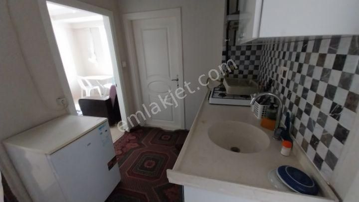 https://imaj.emlakjet.com//listing/12983921/AD06C5224817B5F4B14145EE9980452812983921.jpeg