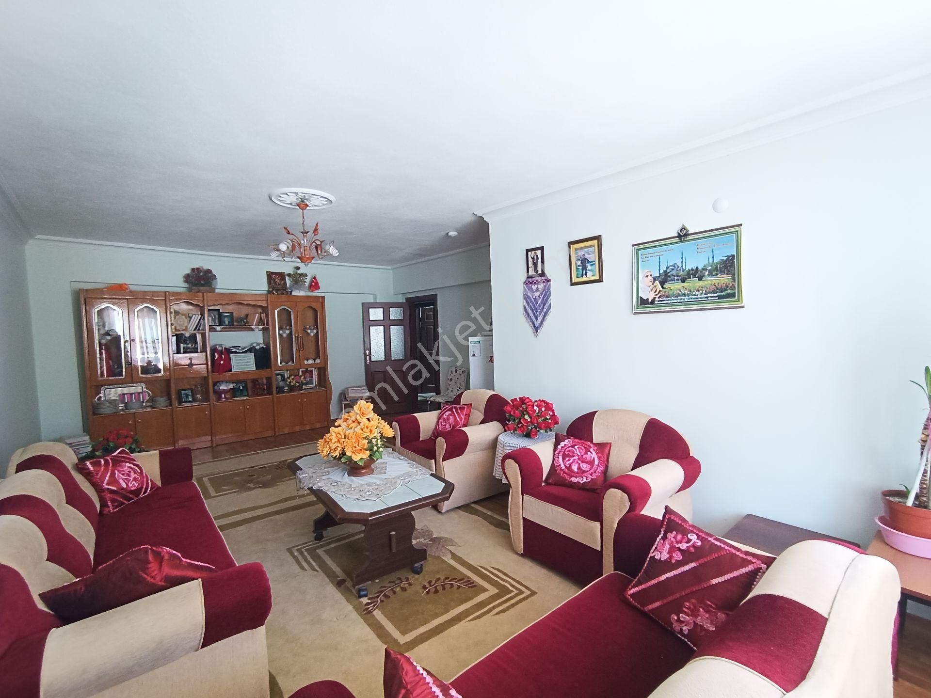 https://imaj.emlakjet.com//listing/13206476/67979FD49CC16A80D9F355CFC2EA550213206476.jpg