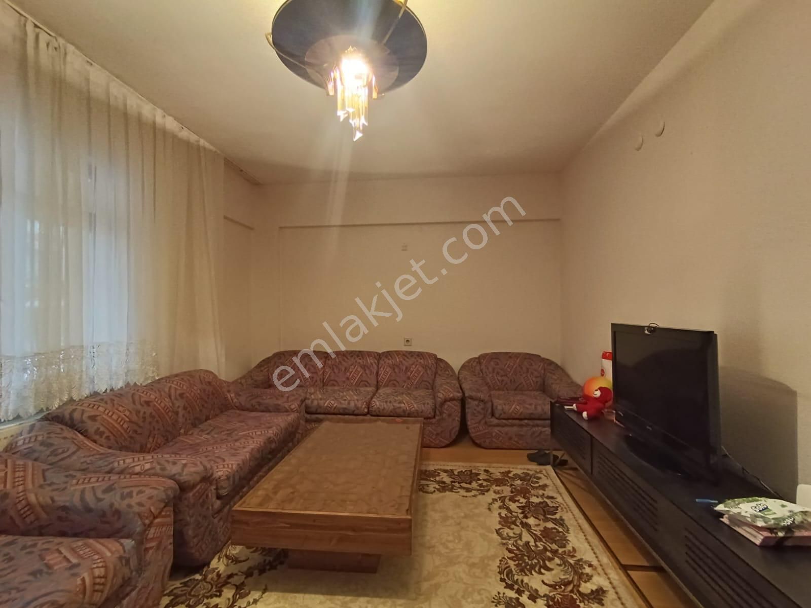 https://imaj.emlakjet.com//listing/13207079/EA9086F83E18C9B753A5735E6530A12213207079.jpg