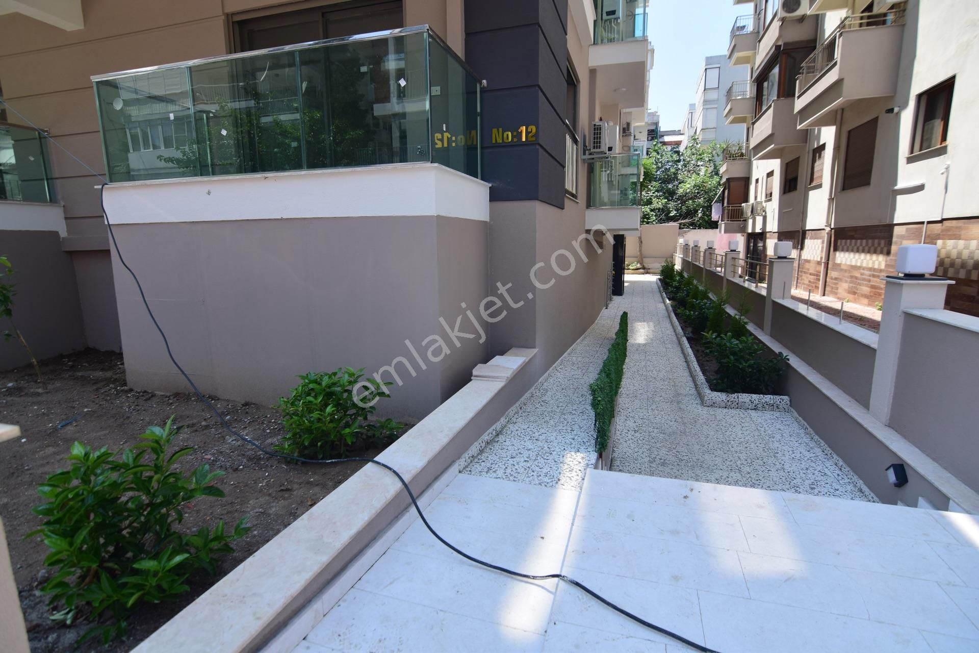 https://imaj.emlakjet.com//listing/13275792/7E9AA922C6B25F8DCA8685AC3EDA3D3013275792.JPG
