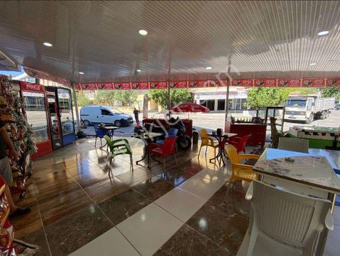 Peli̇n Bi̇lgi̇li̇ Gayri̇menkul Danişmanliği İzmir Bayraklı Osmangazi Mahallesi 1 Oda Kiralık Dükkan & Mağaza 2,500 TL #13693196