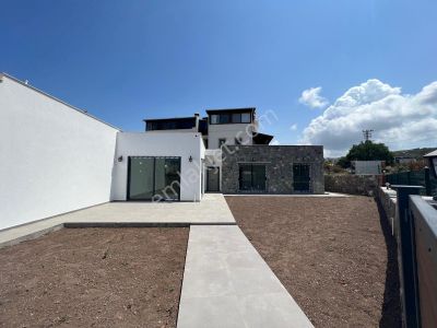 Konut-Villa