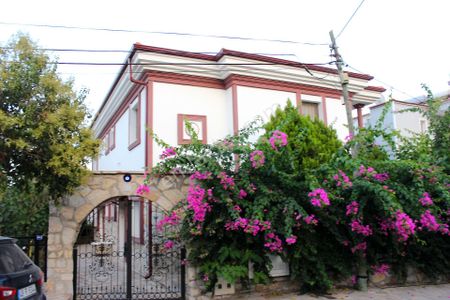 Konut-Villa