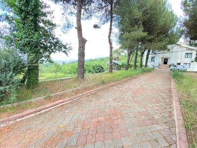 Konut-Villa