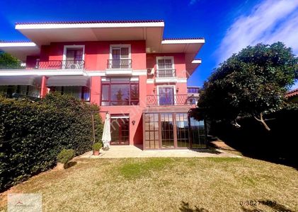 Konut-Villa