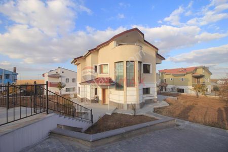 Konut-Villa