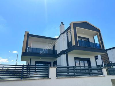 Konut-Villa