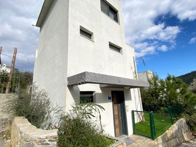 Konut-Villa