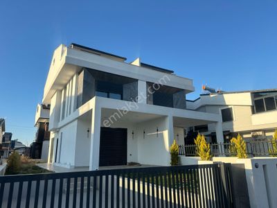 Konut-Villa