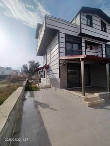 Konut-Villa