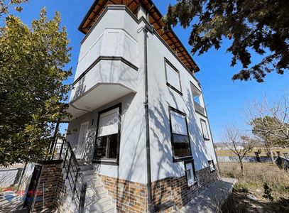Konut-Villa