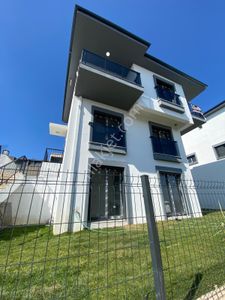 Konut-Villa