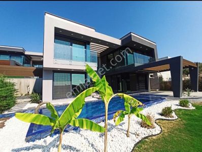 Konut-Villa
