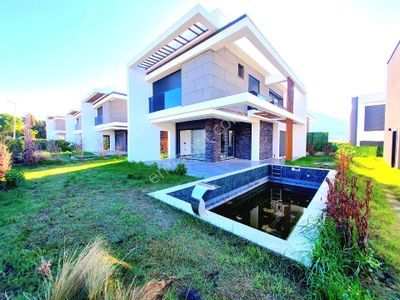 Konut-Villa