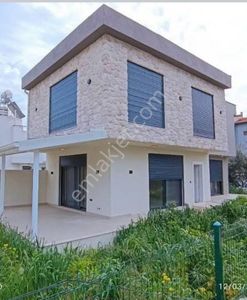 Konut-Villa