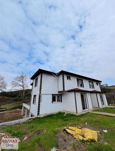 Konut-Villa