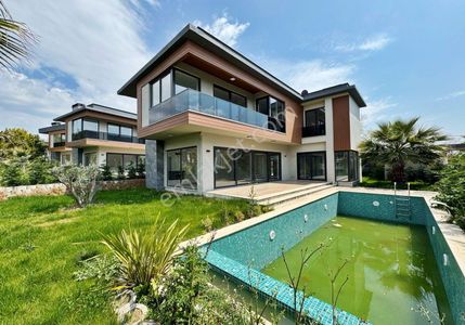 Konut-Villa