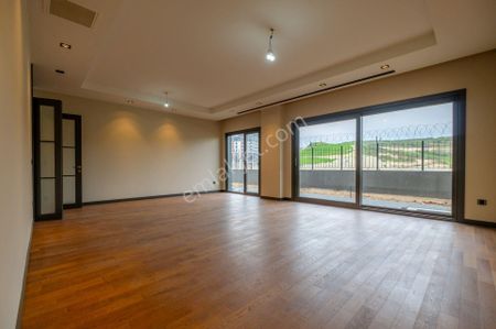 Konut-Villa