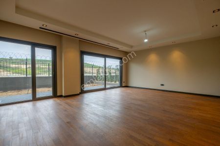 Konut-Villa