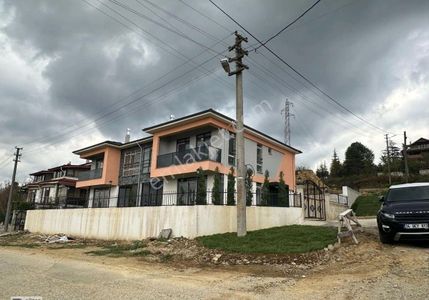 Konut-Villa