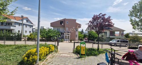 Konut-Villa