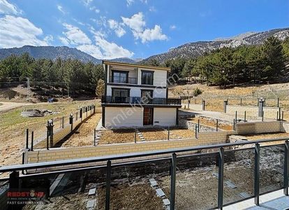 Konut-Villa