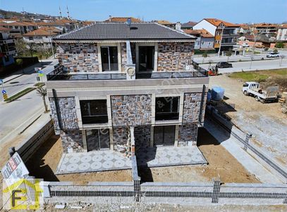 Konut-Villa