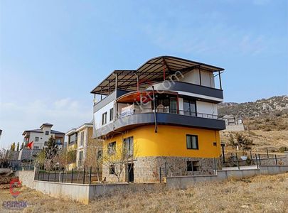 Konut-Villa
