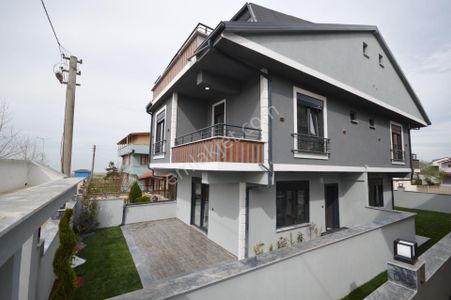Konut-Villa